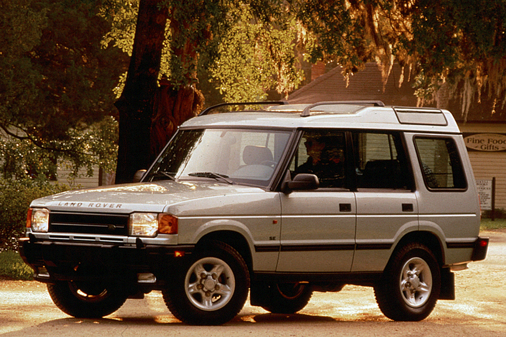 Ленд ровер дискавери 2.5 дизель. Ленд Ровер Дискавери 1 поколения. Ленд Ровер Дискавери 1996. Лэндровер Дискавери 1997. Land Rover Discovery 1998 3.9.